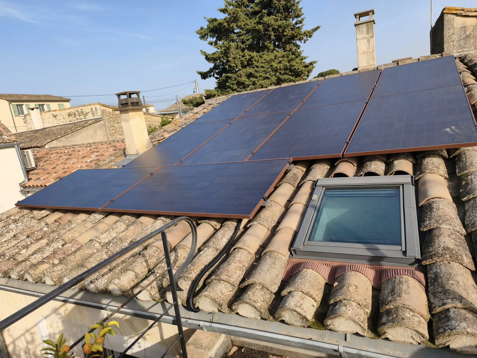 Installation photovoltaïque pour un bâtiment professionnel à Agde 34300 en Occitanie