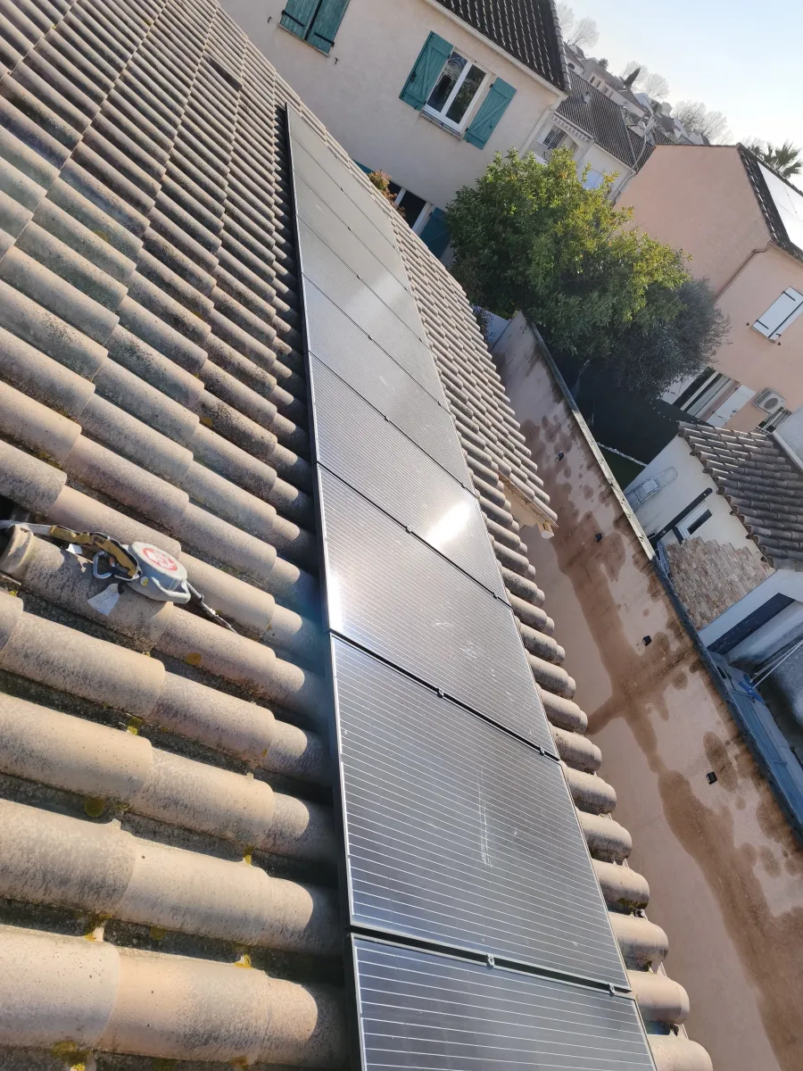 Où trouver une entreprise certifiée RGE QualiPV à Nîmes 30000 dans le Gard ?