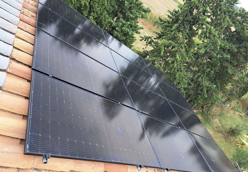 Pose de 6kWc de panneaux photovoltaïques à  Fourques